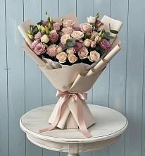 Букет цветов из:  Розы и Лизиантусы #REPLACE_PRED# Исаклы