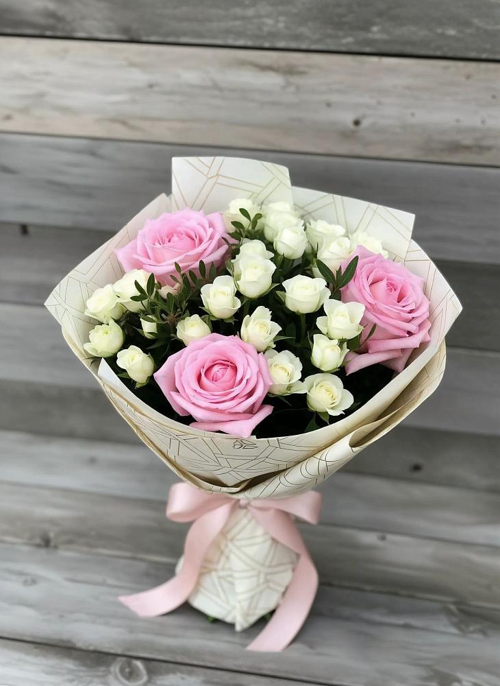 Букет цветов из: Розы в Исаклы