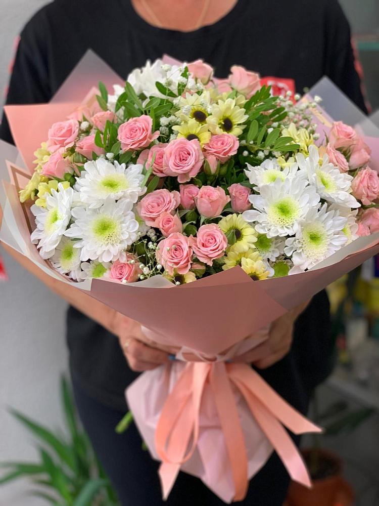 Букет цветов из: Розы и Хризантемы в Исаклы