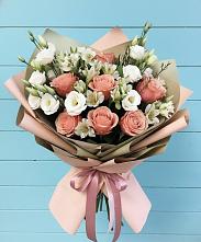 Букет цветов из:  Розы, Альстромерии и Лизиантусы в Исаклы