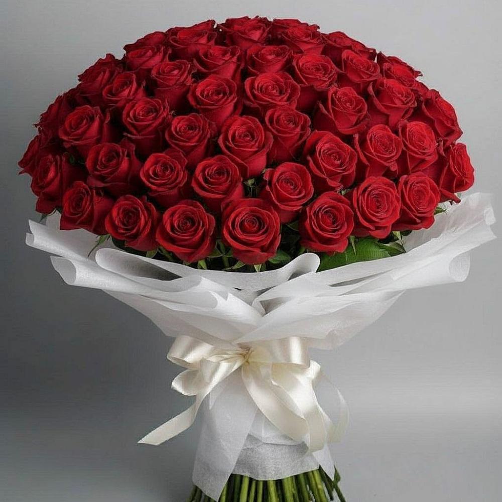Букет 101 Красная роза Блэк Мэджик в Исаклы