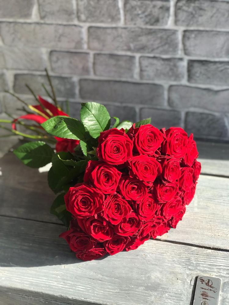 Букет Красные розы Фридом в Исаклы