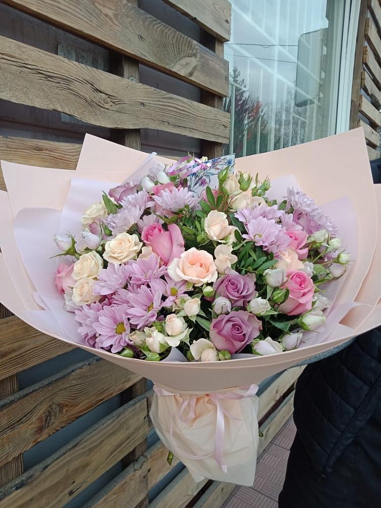 Букет цветов из: Розы и Хризантемы в Исаклы