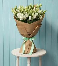 Букет цветов из:  Лизиантусы #REPLACE_PRED# Исаклы