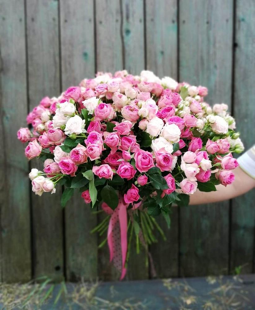 Букет Розовые кустовые розы Натали и Лав Лидия в Исаклы