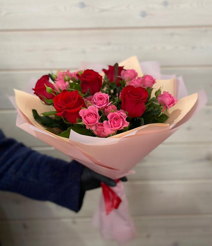 Букет цветов из: Розы в Исаклы