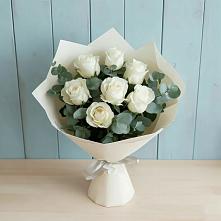 Букет Белые розы в Эвкалипте в Исаклы